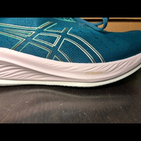 Asics Gel-Cumulus 26 Running Shoes Rich Teal/Pale Mint Womens 11.5
